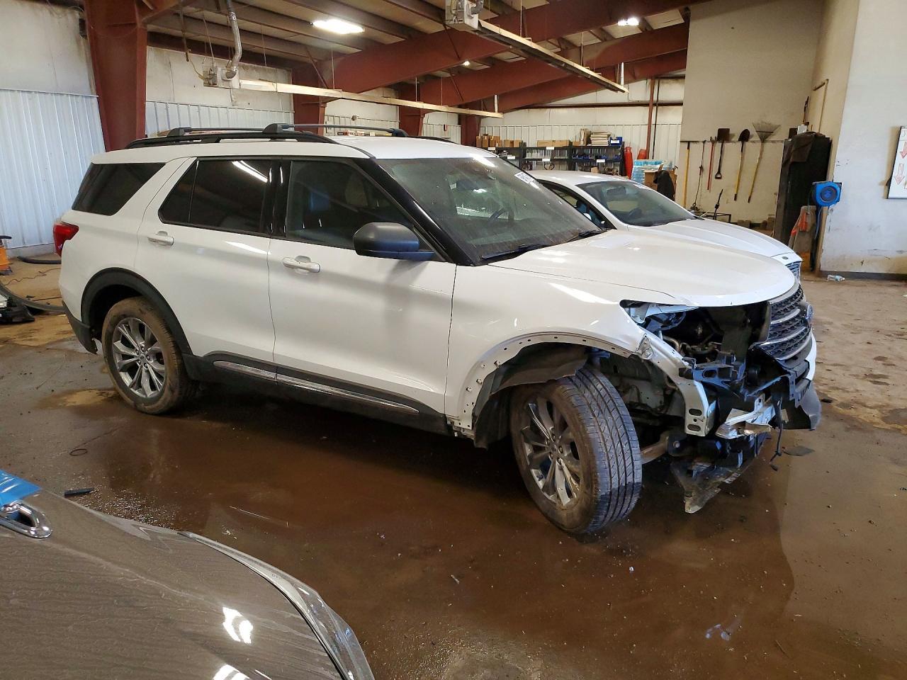 2020 Ford Explorer Xlt - Фото 4