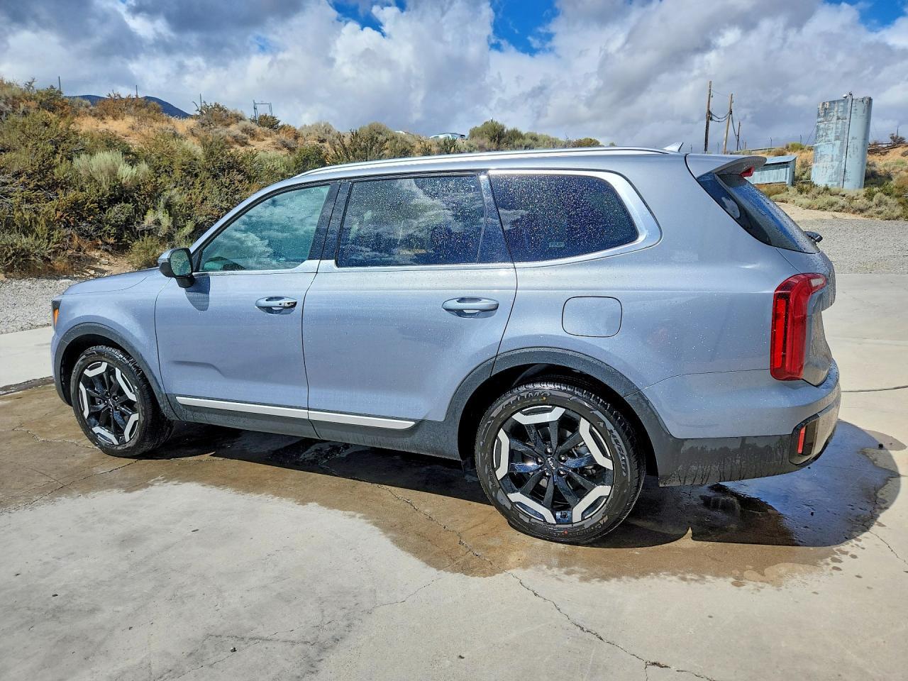 2025 Kia Telluride S - Фото 2