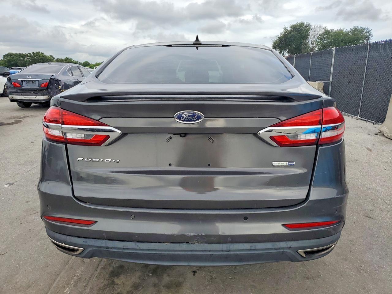 2019 Ford Fusion Se - Фото 6