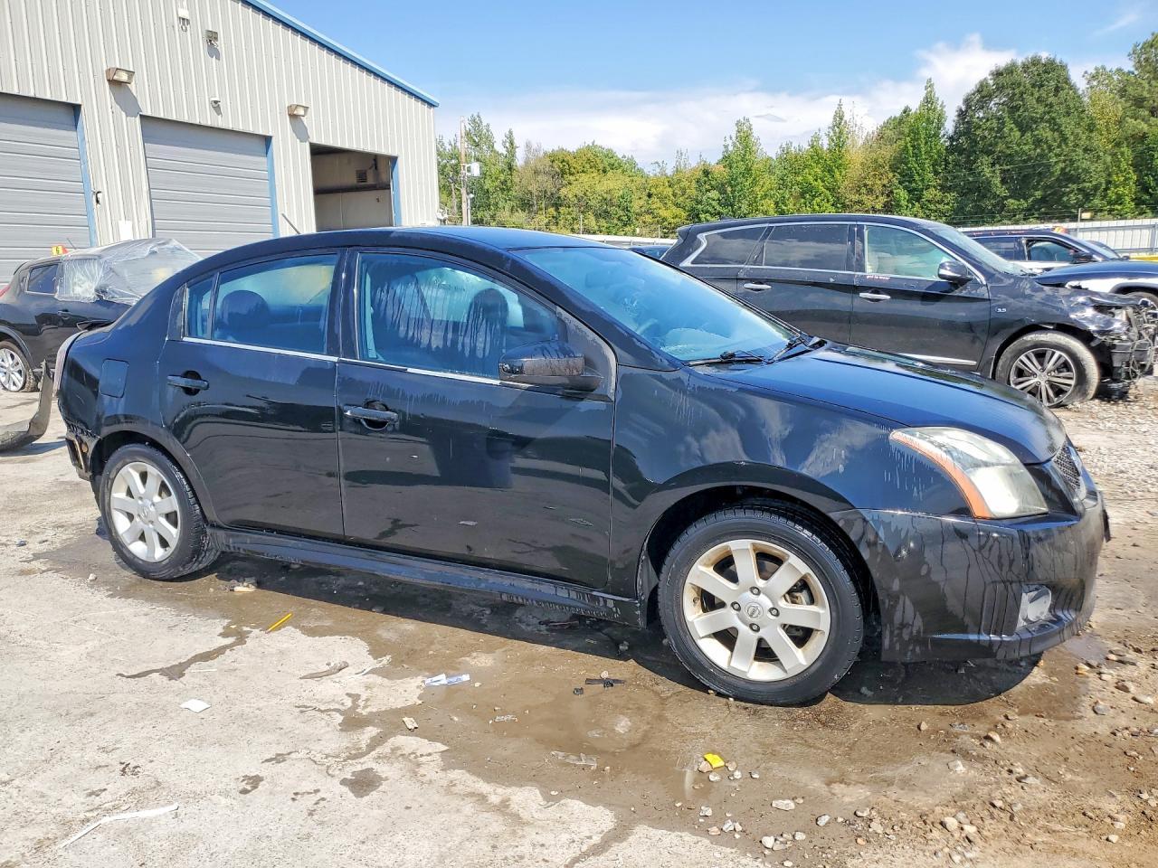 2010 Nissan Sentra 2.0 - Image 4