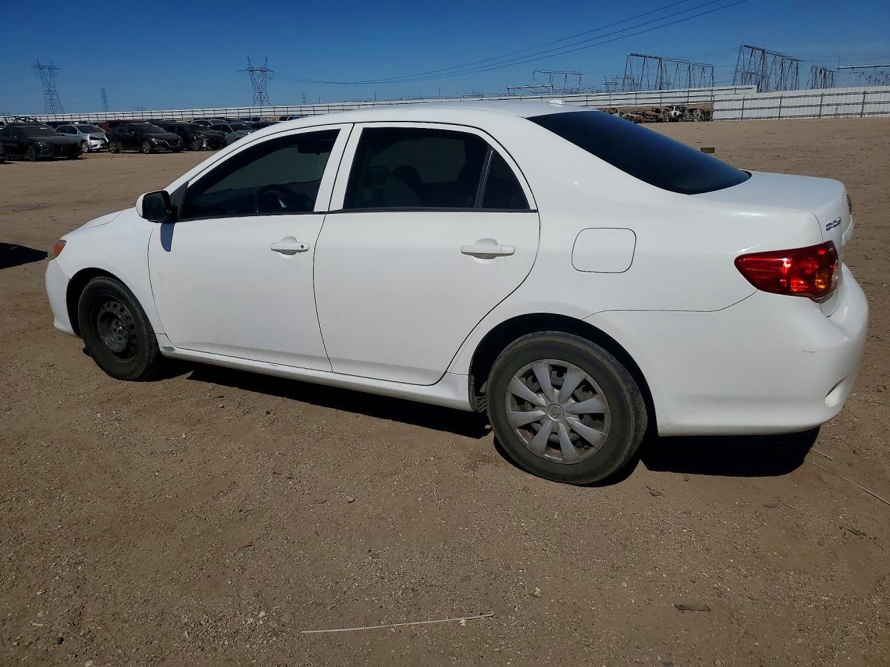 2009 Toyota Corolla Le - Image 2