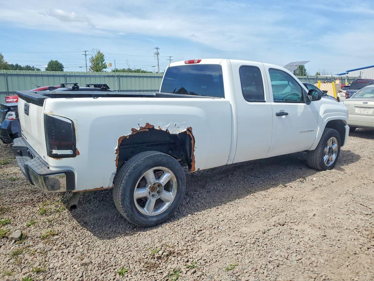 2011 Chevrolet Silverado K1500 Ls - Фото 3