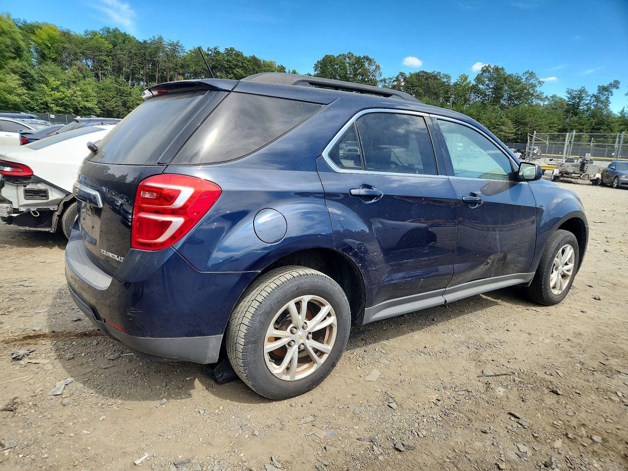 2016 Chevrolet Equinox Lt - Image 3