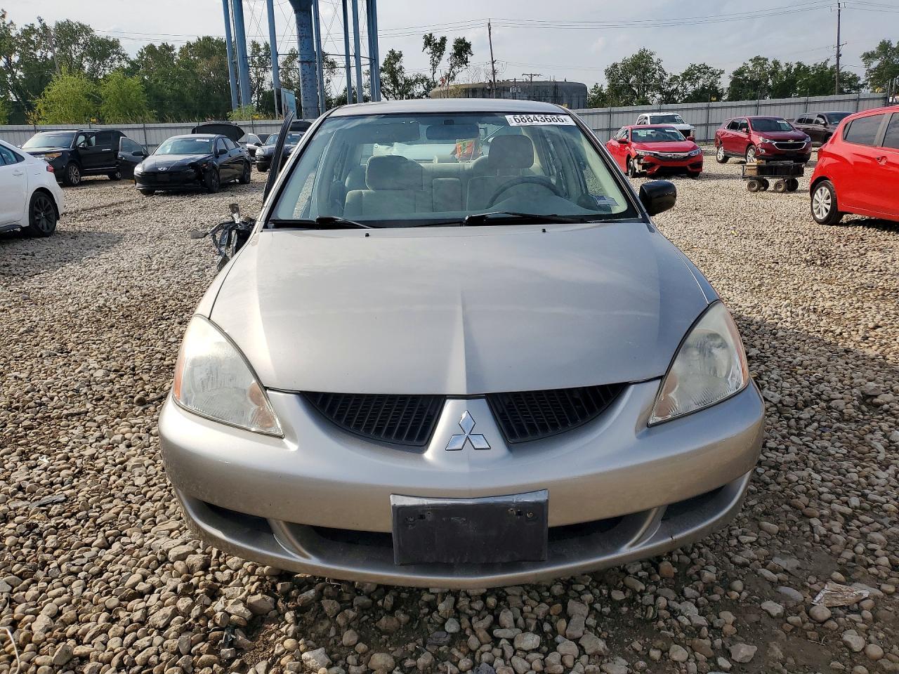 2004 Mitsubishi Lancer Es - Фото 5