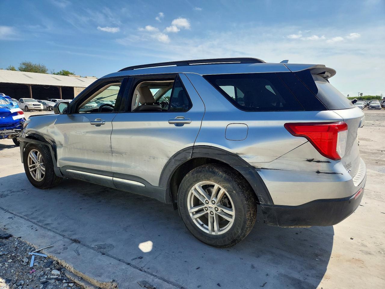 2020 Ford Explorer Xlt - Фото 2