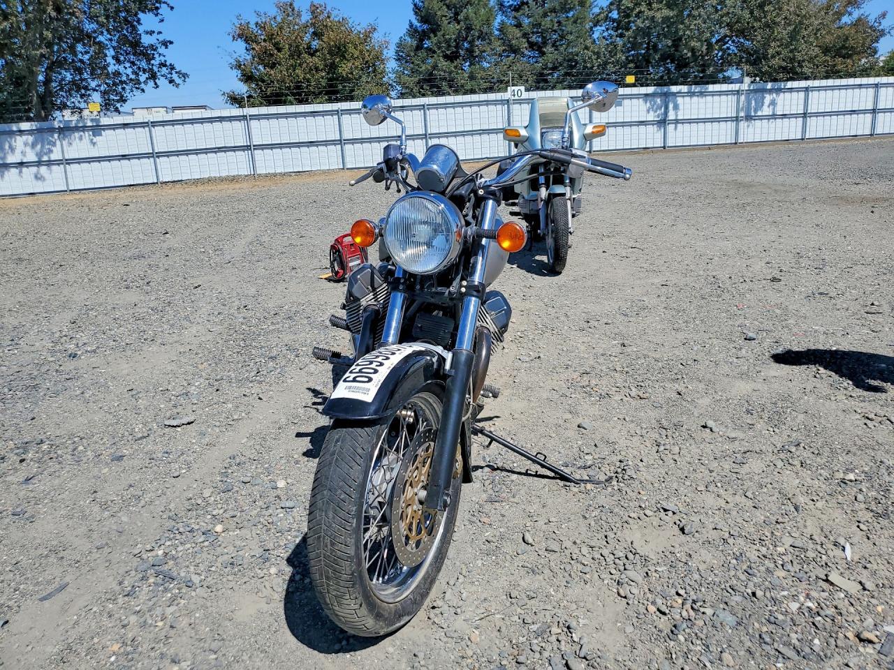 2004 Moto Guzzi California 1100 - Фото 2