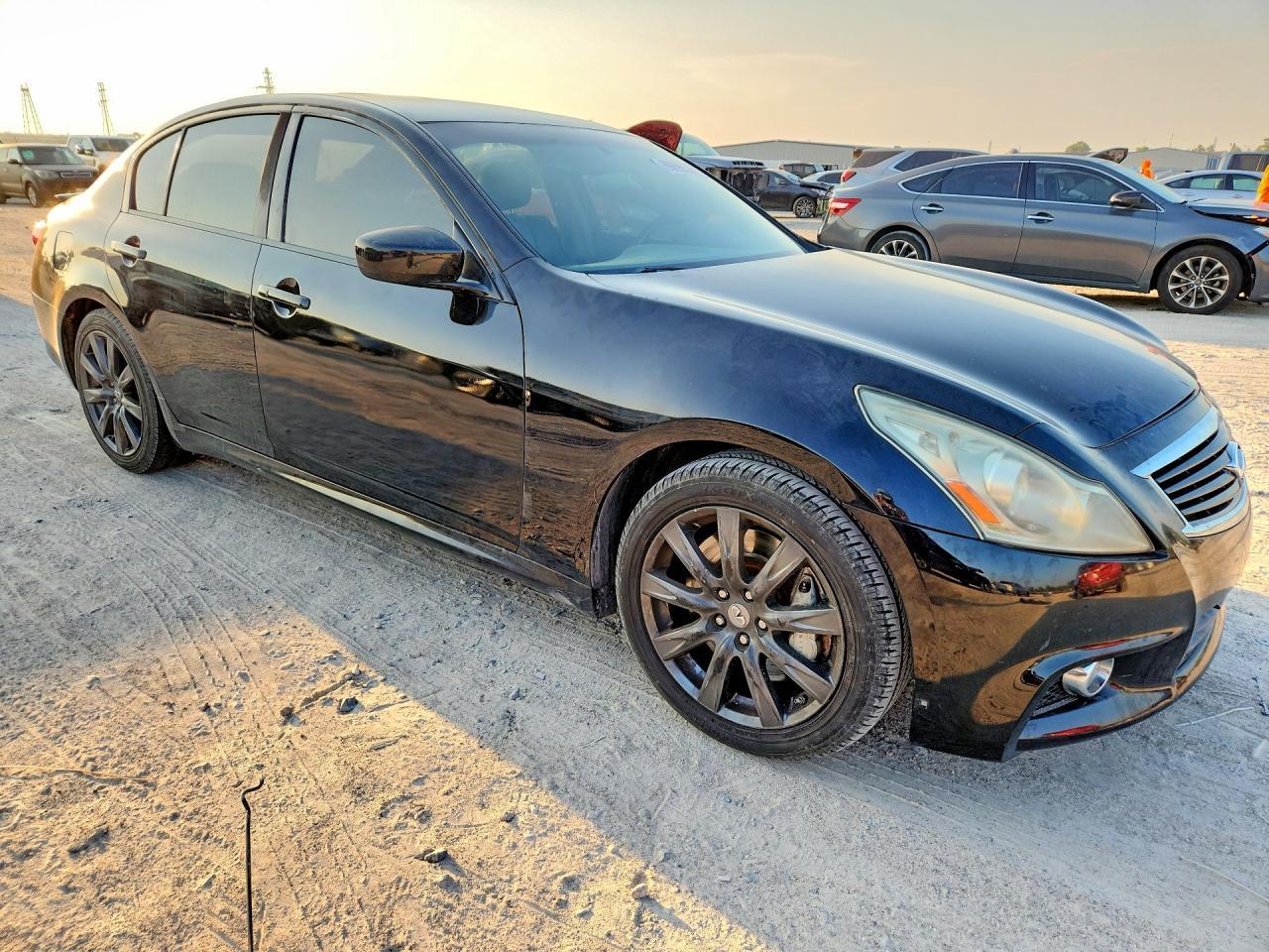 2012 Infiniti G37 Sedan Journey - Фото 4