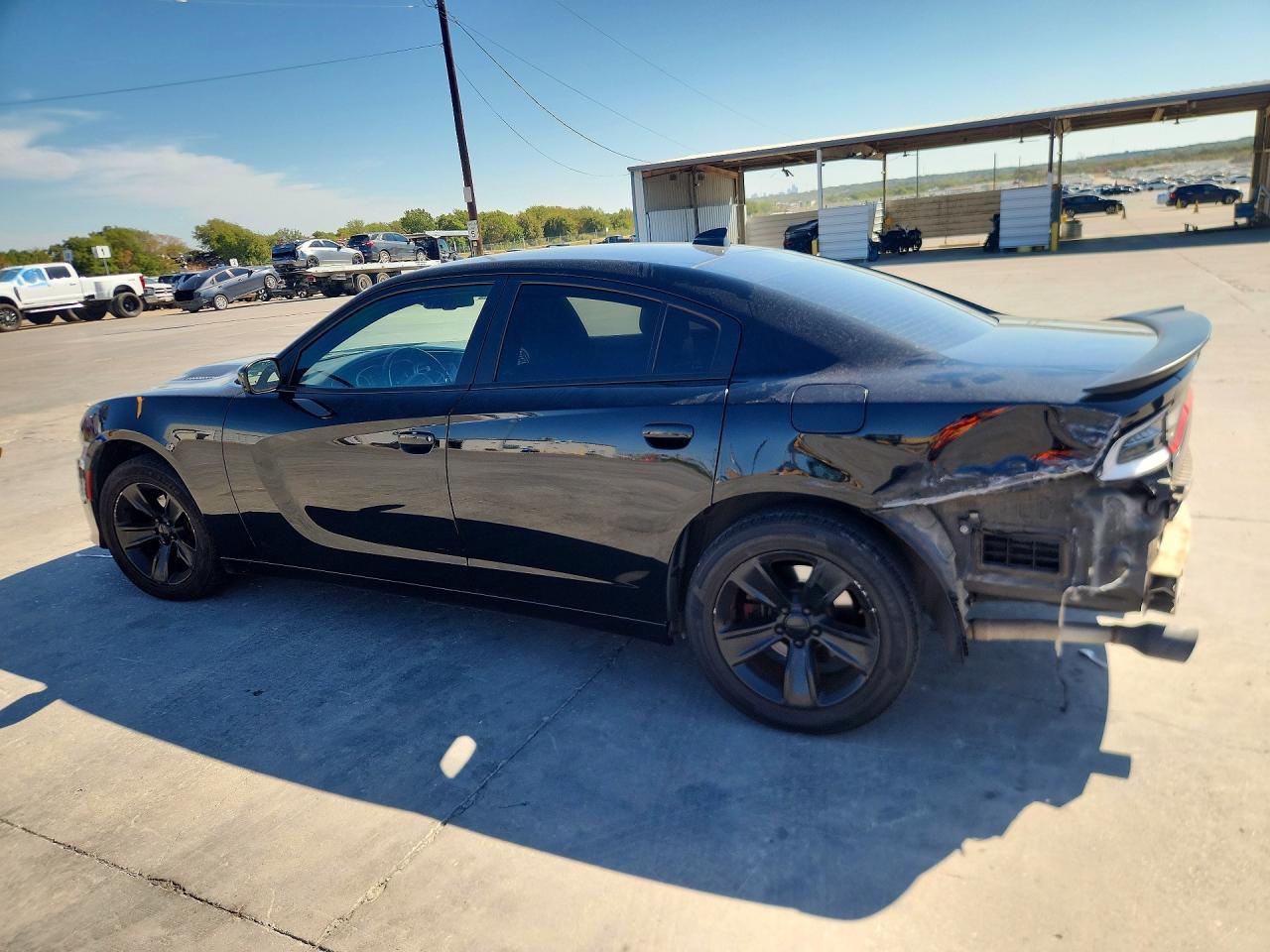 2017 Dodge Charger Sxt - Фото 2
