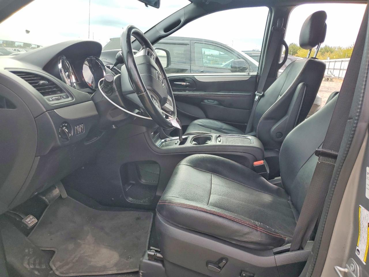 2016 Dodge Grand Caravan R/T - Фото 7