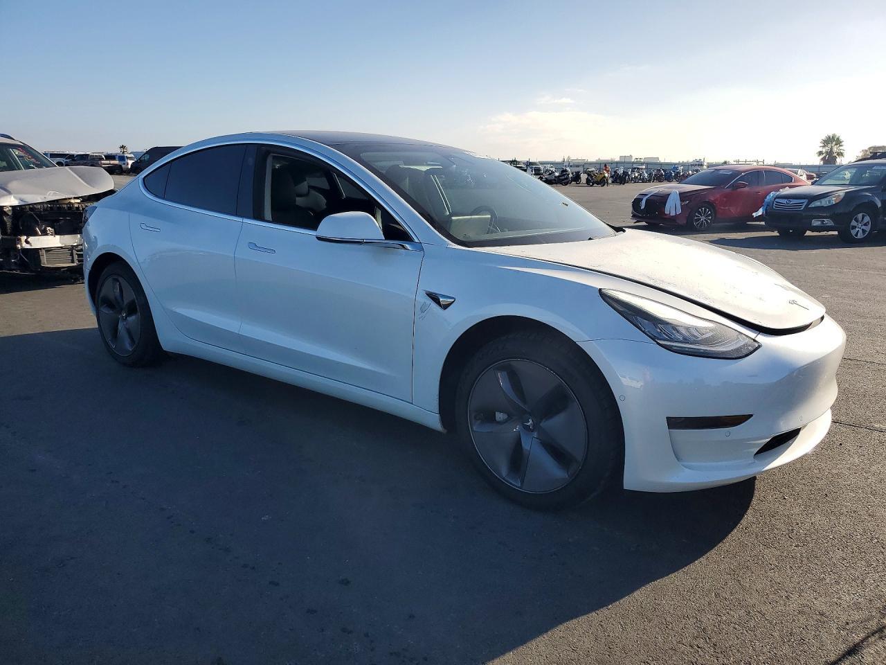 2020 Tesla Model 3 - Image 4
