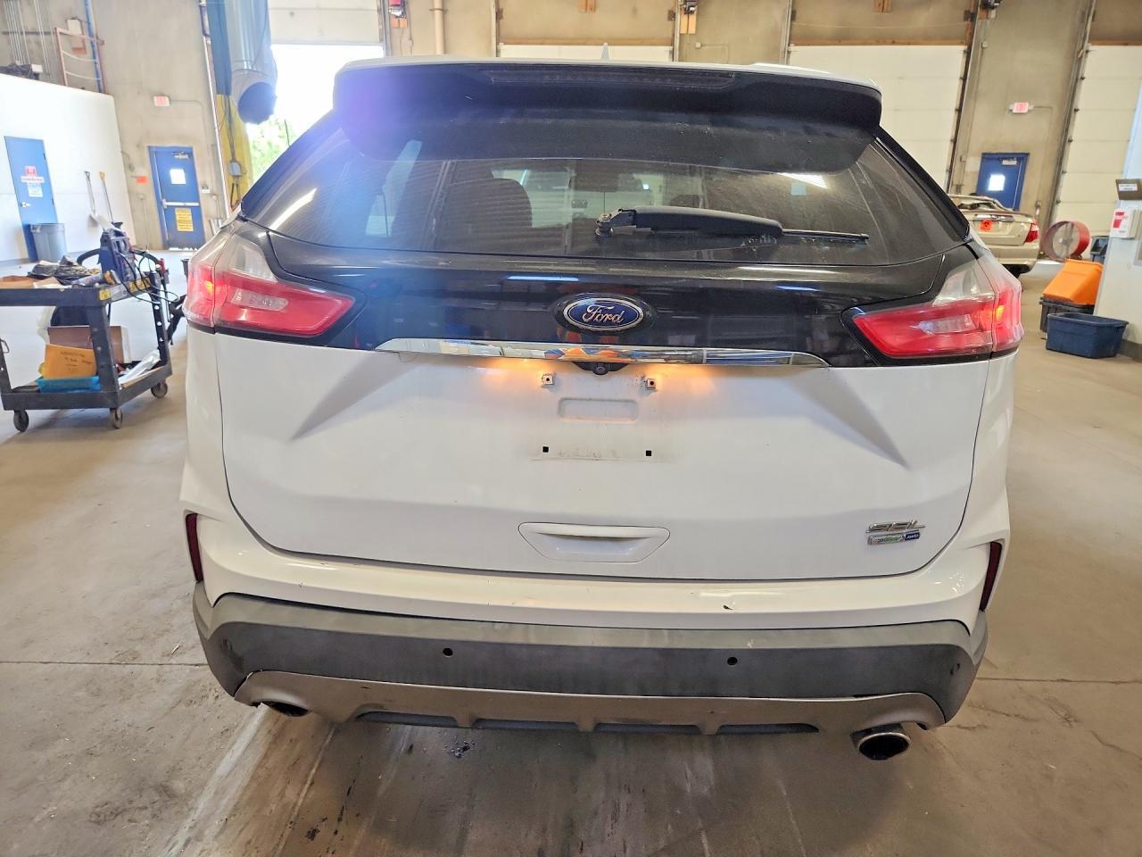 2019 Ford Edge Sel - Фото 6