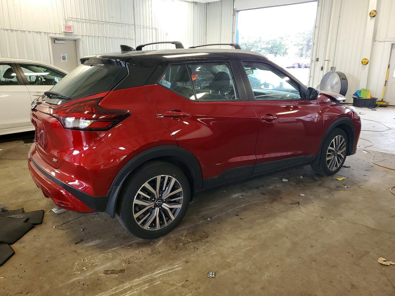 2023 Nissan Kicks Sv - Фото 3