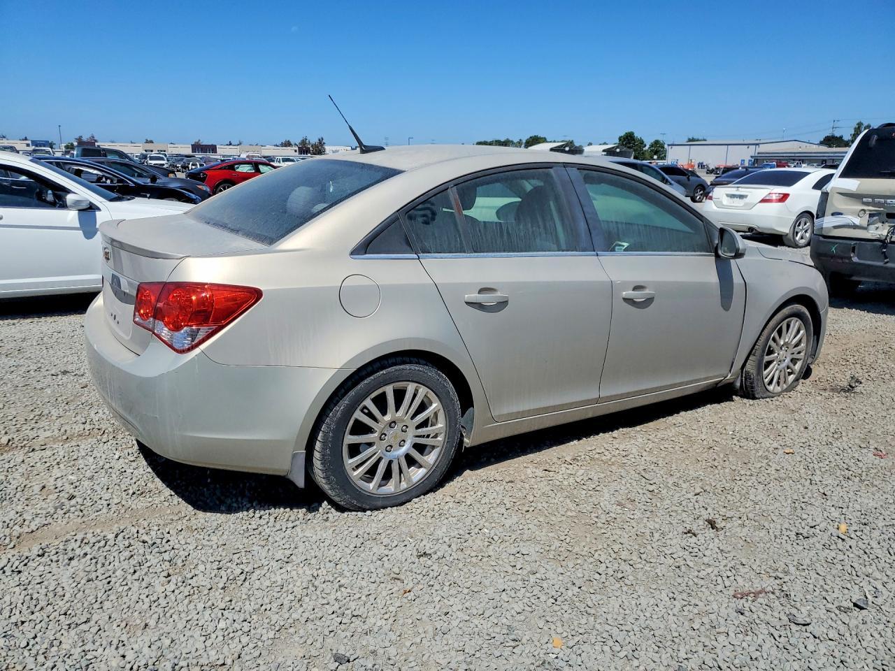 2011 Chevrolet Cruze Eco - Image 3