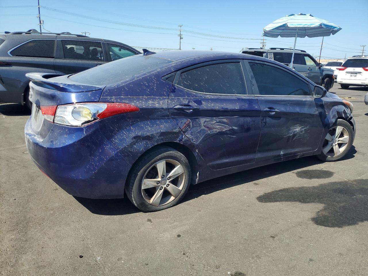 2013 Hyundai Elantra Gls - Image 3