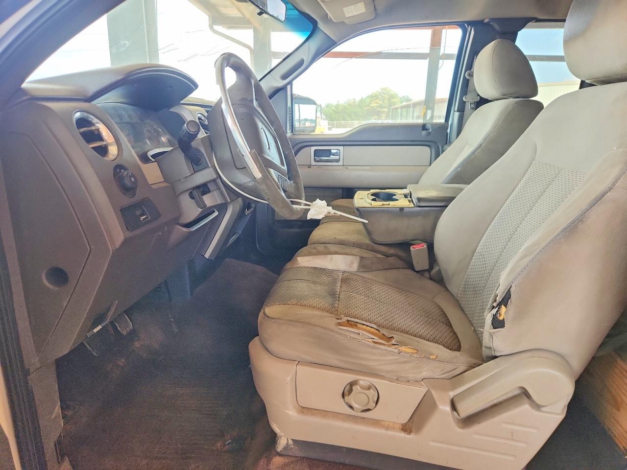 2010 Ford F150 Super Cab - Фото 7