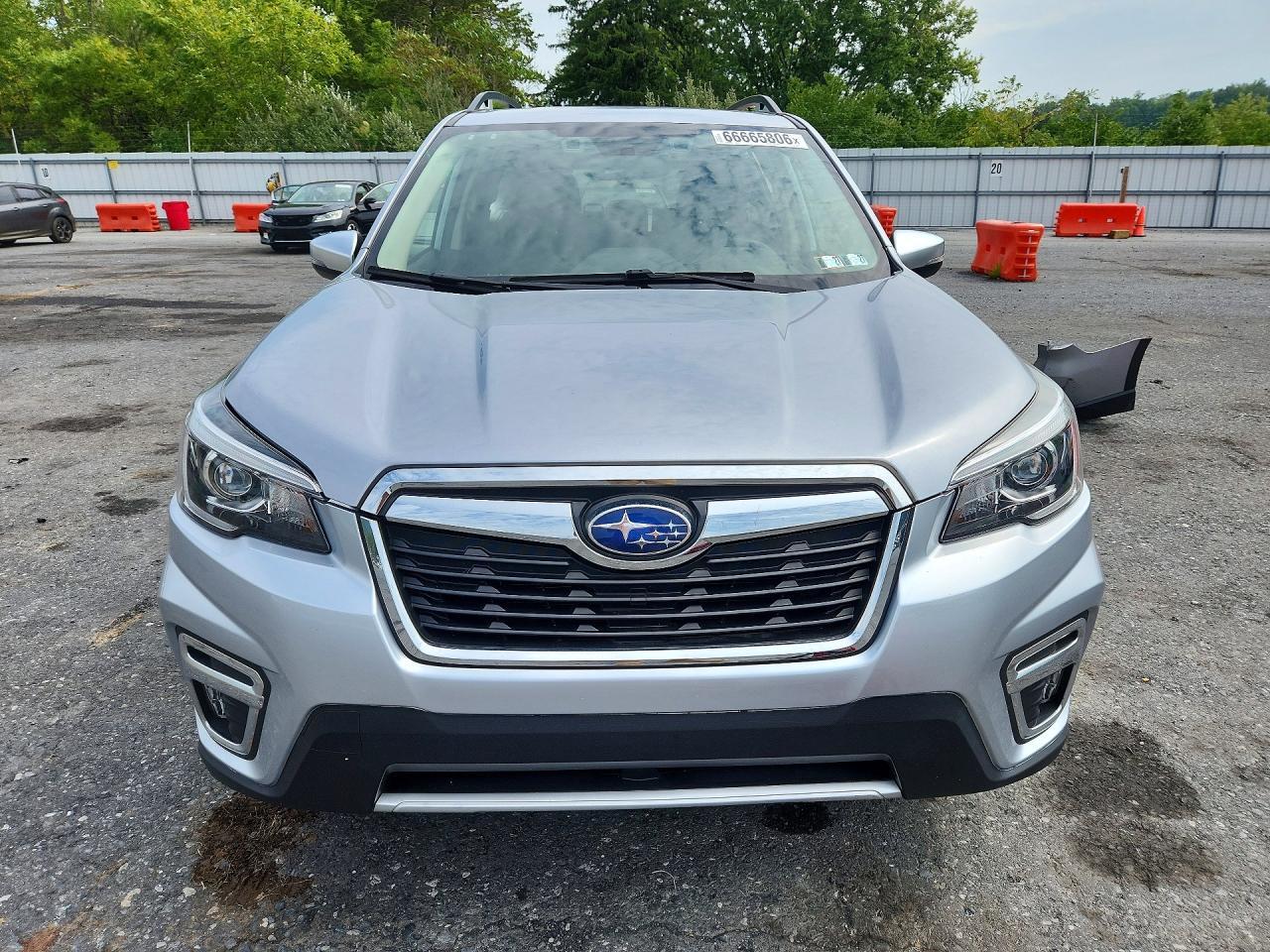 2019 Subaru Forester Touring - Image 5