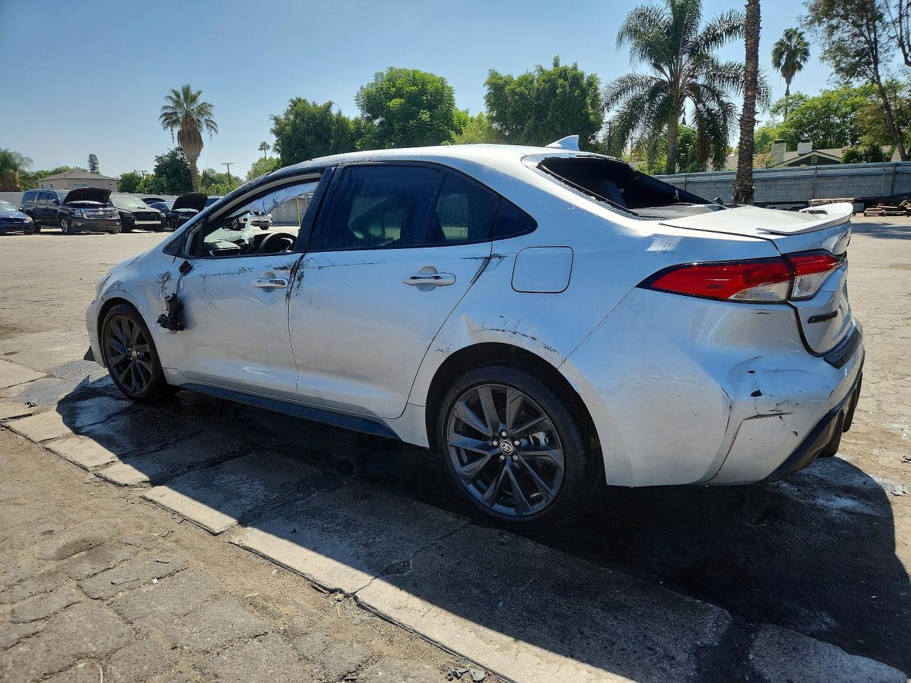 2026 Toyota Corolla Se - Фото 2