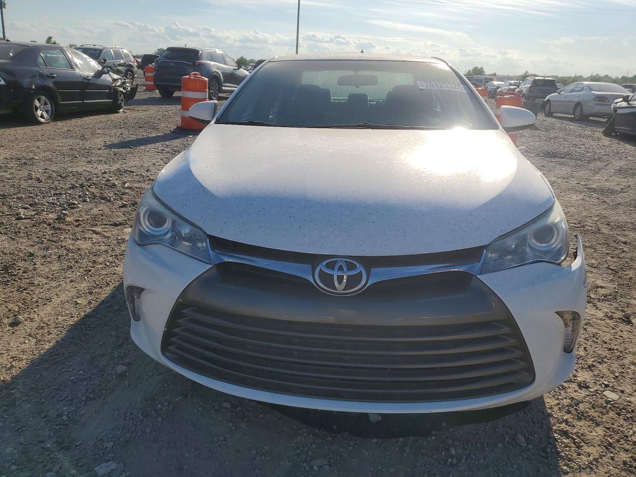 2017 Toyota Camry Le - Фото 5