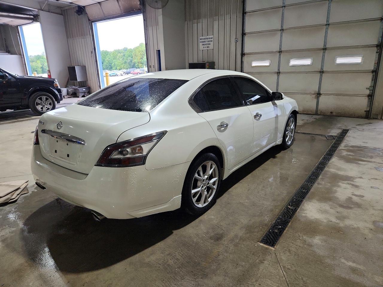2014 Nissan Maxima 3.5 S - Фото 3
