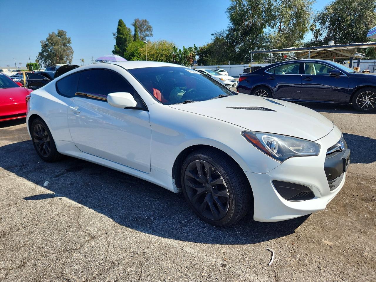 2013 Hyundai Genesis Coupe 2.0T - Image 4