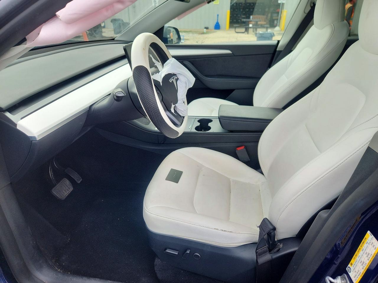 2023 Tesla Model Y - Фото 7