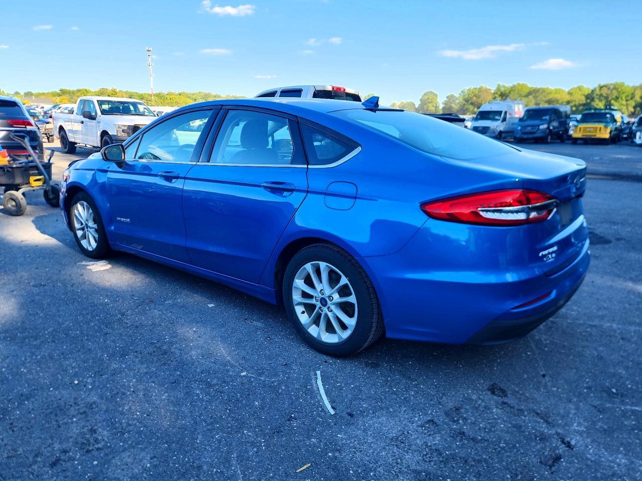 2019 Ford Fusion Se - Фото 2