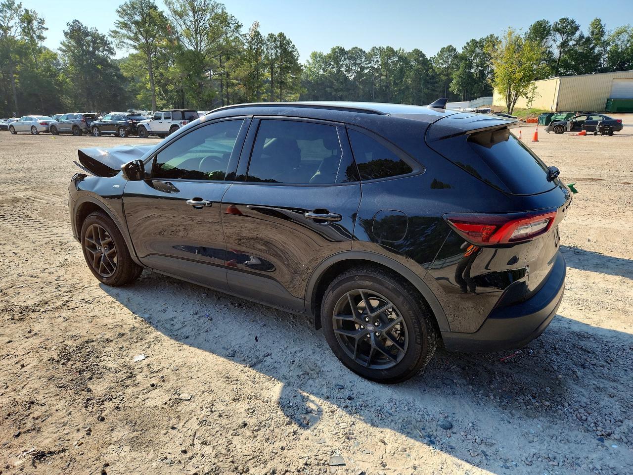 2025 Ford Escape St Line - Image 2