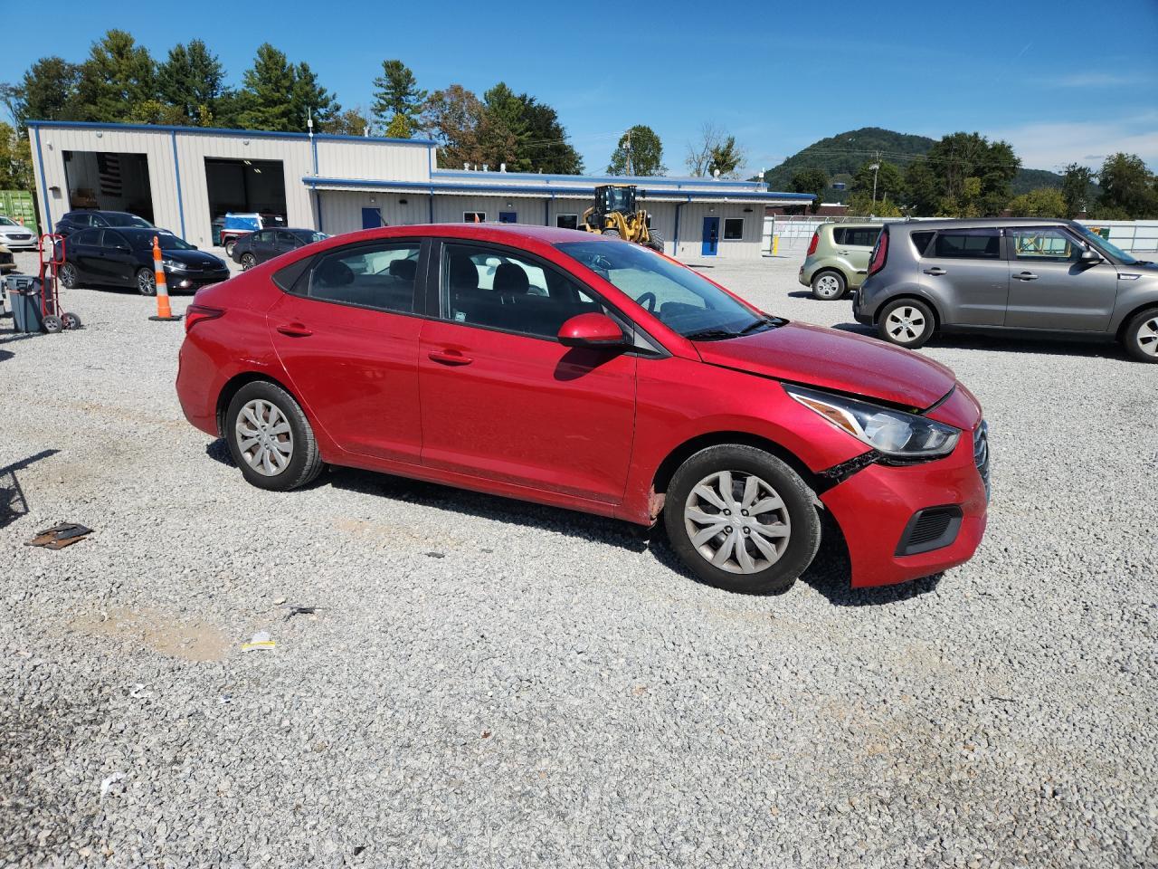 2021 Hyundai Accent Se - Фото 4