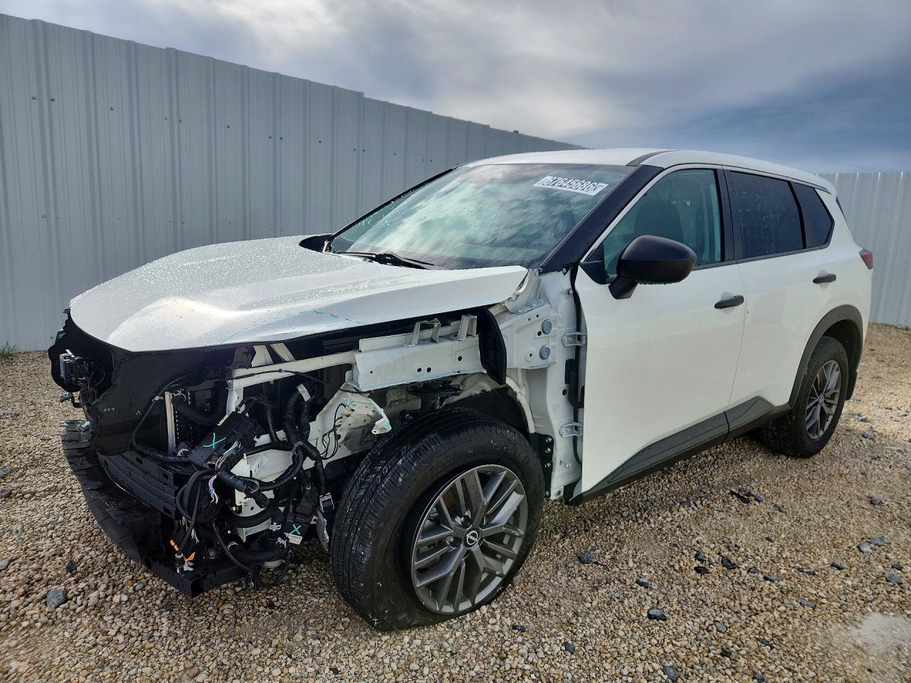 2022 Nissan Rogue S