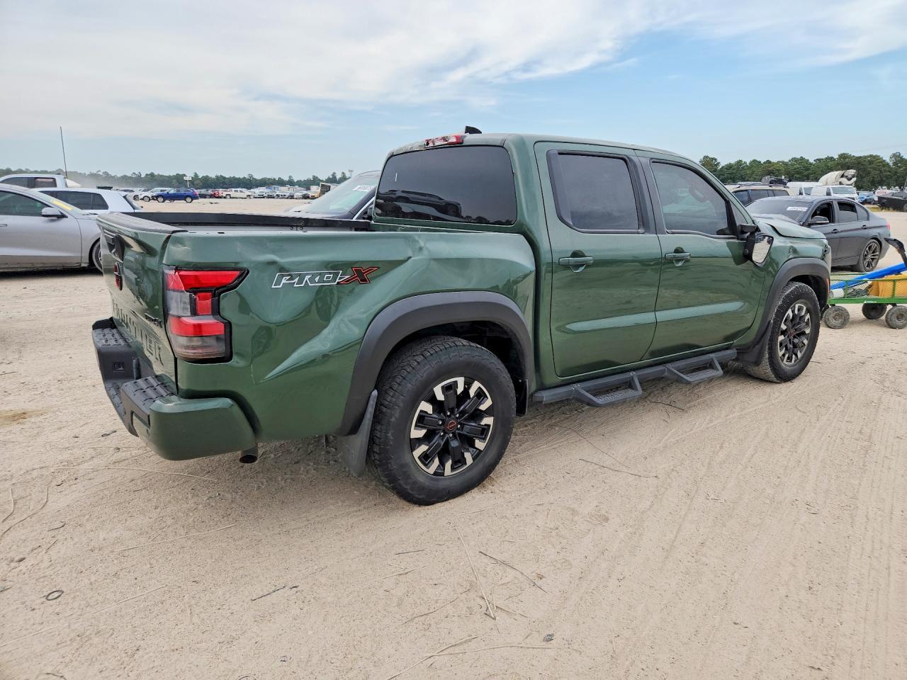 2024 Nissan Frontier S - Фото 3