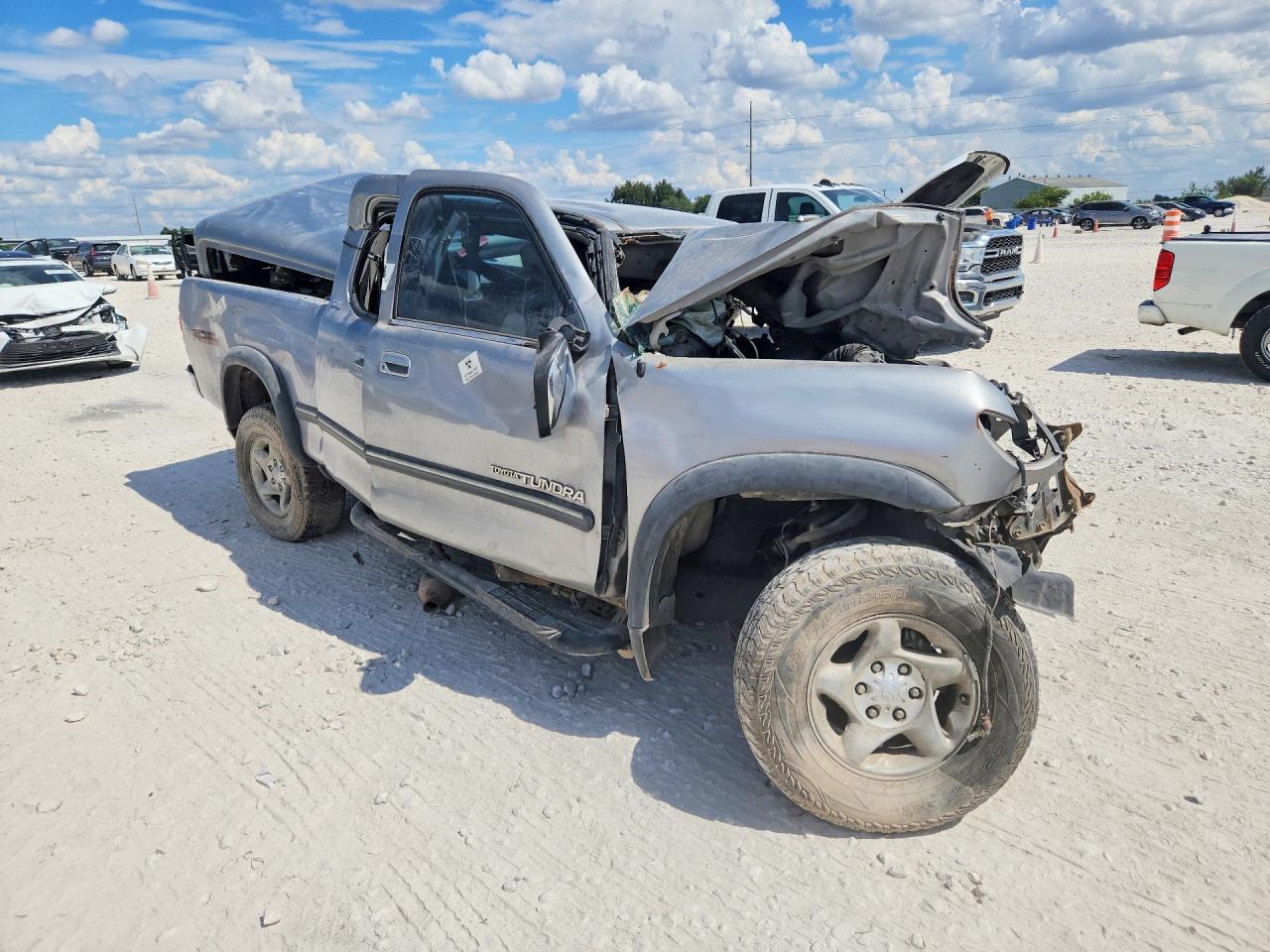 2002 Toyota Tundra Sr5 V8 - Image 4