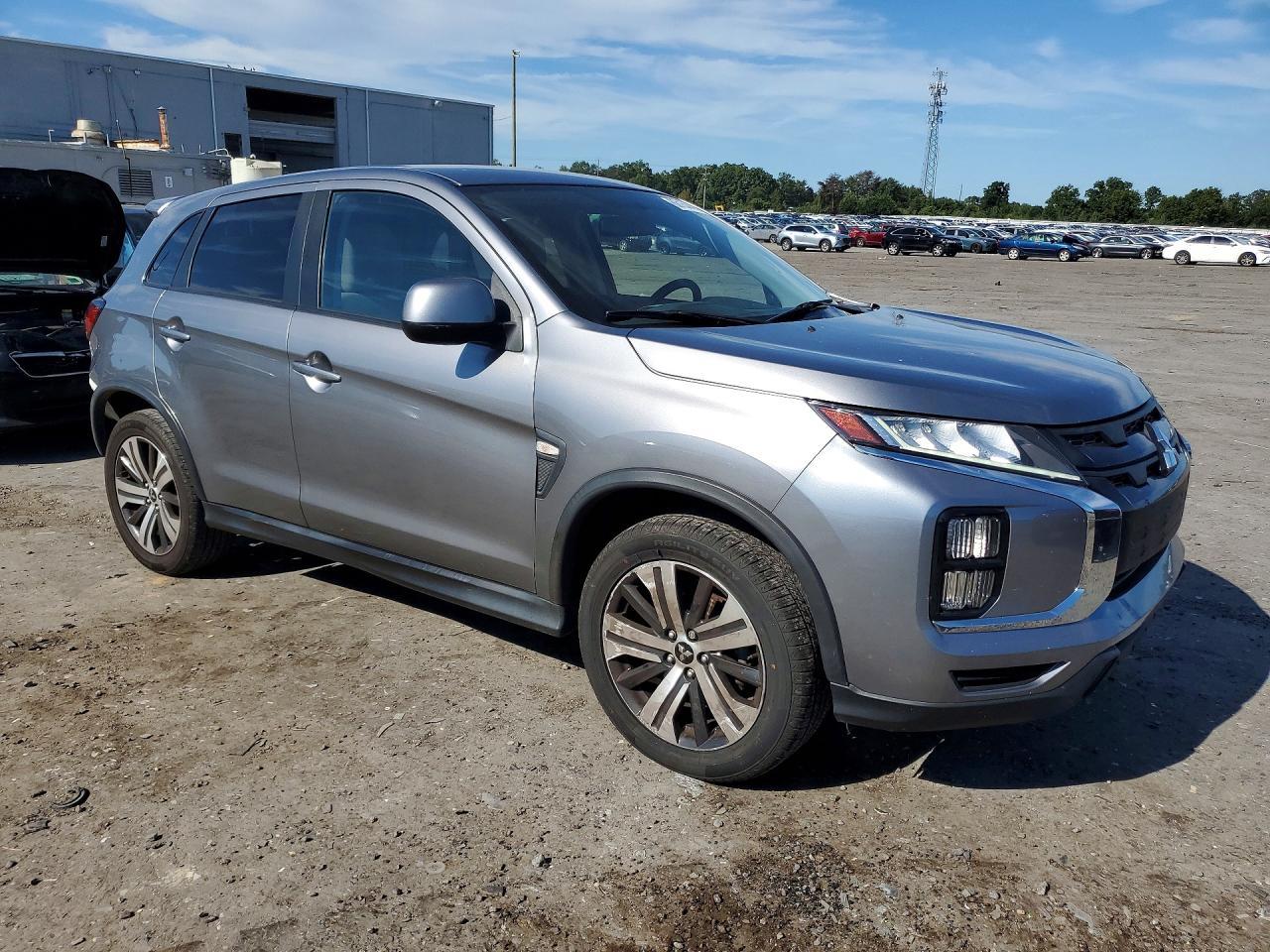 2020 Mitsubishi Outlander Sport Es - Фото 4