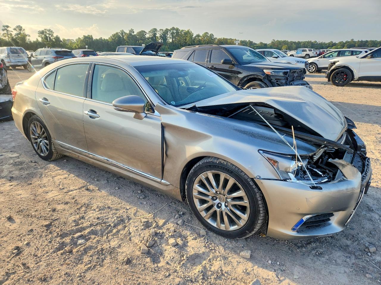 2017 Lexus Ls 460 - Фото 4