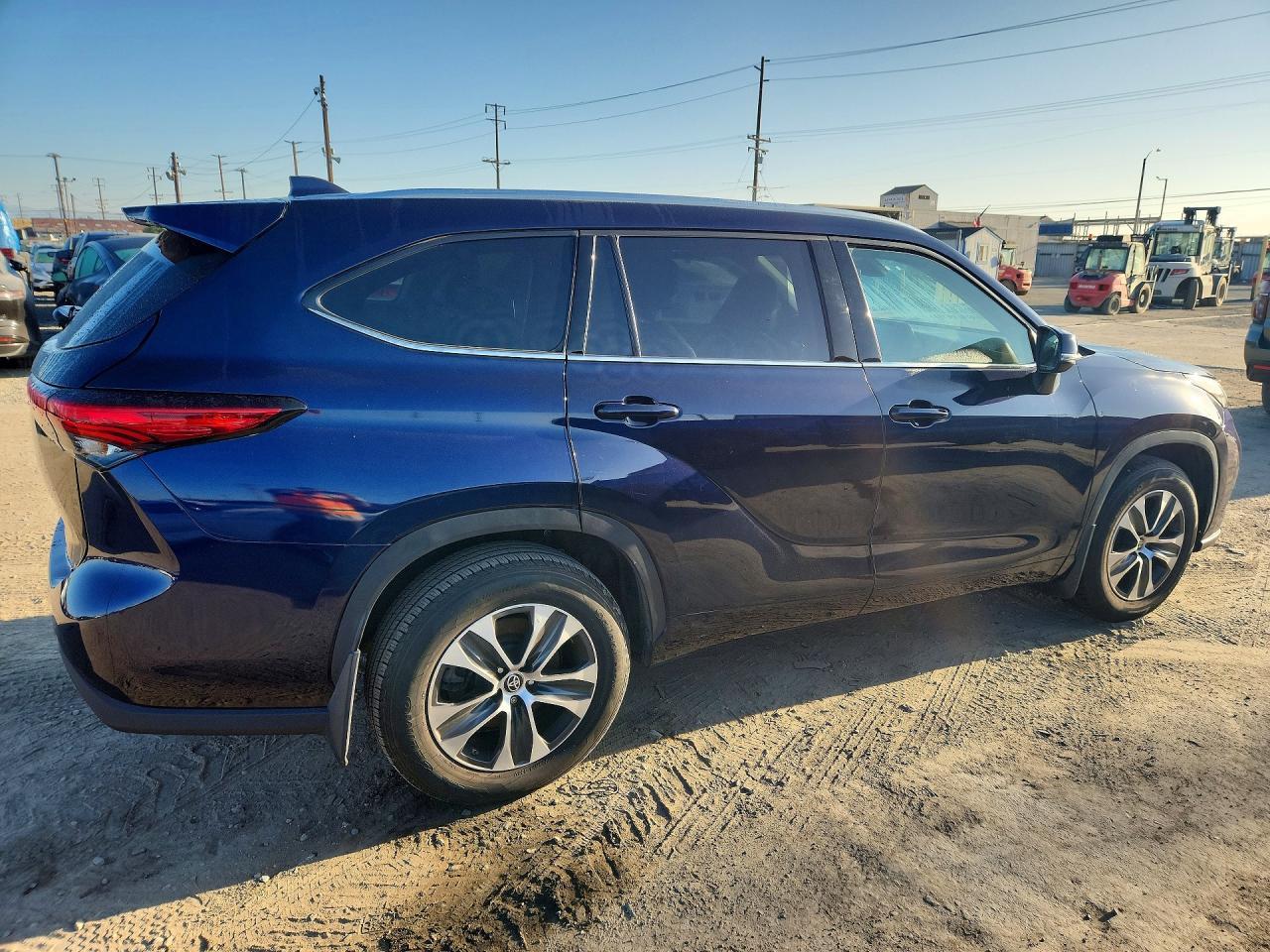 2021 Toyota Highlander Xle - Фото 3