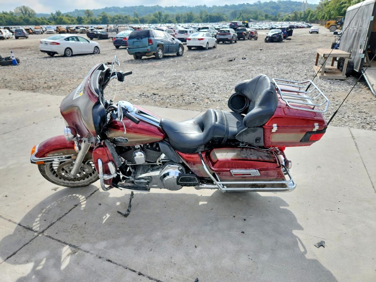 2009 Harley-Davidson Flhtcu - Image 3
