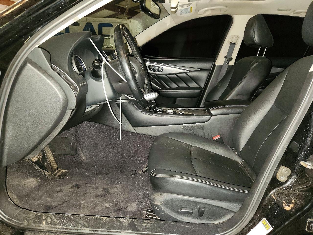 2017 Infiniti Q50 2.0T - Image 7