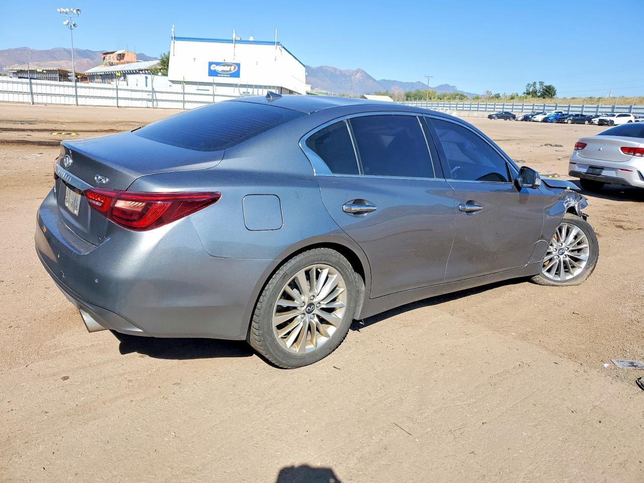 2021 Infiniti Q50 Luxe - Image 3