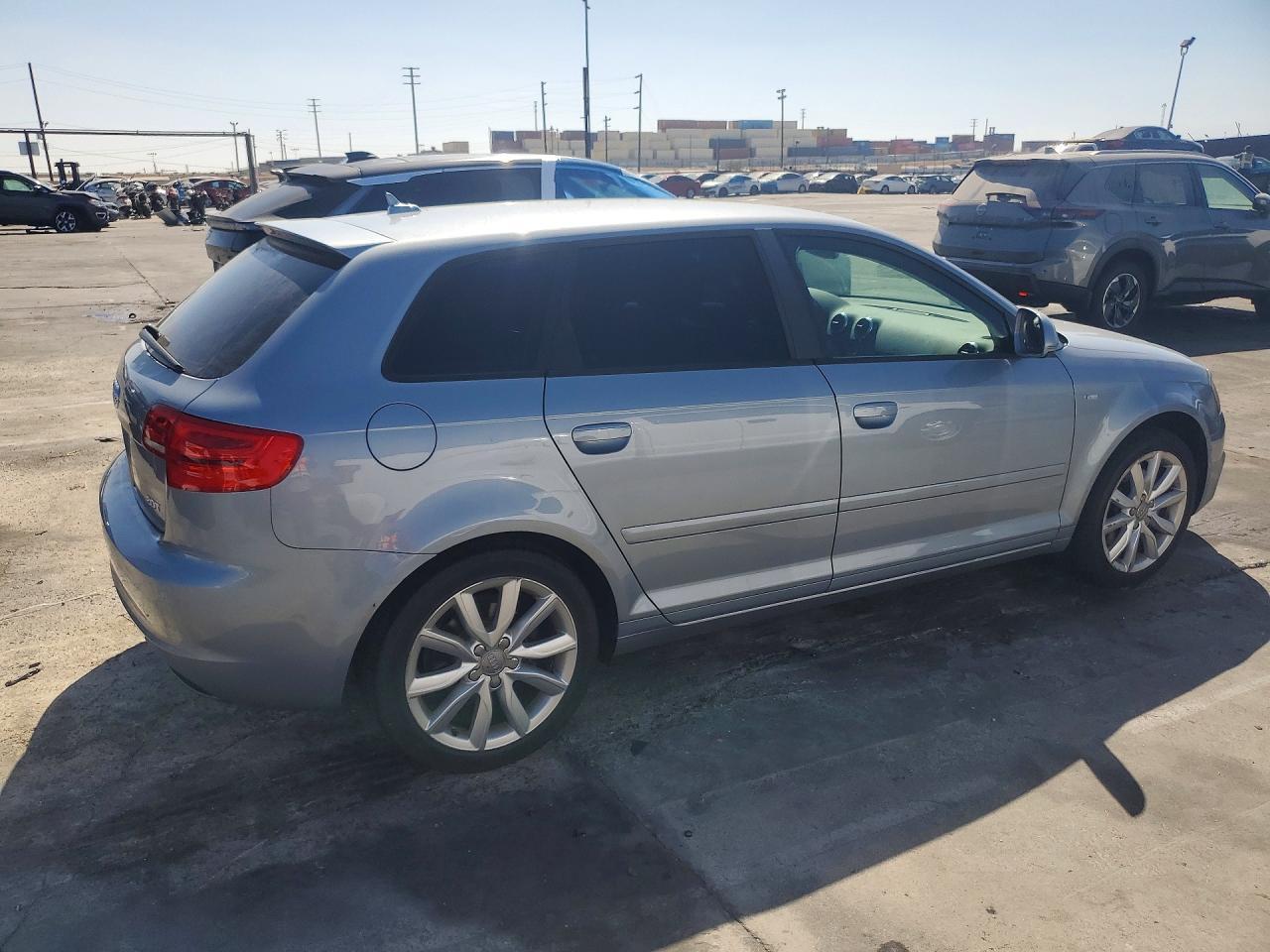 2010 Audi A3 Premium - Фото 3