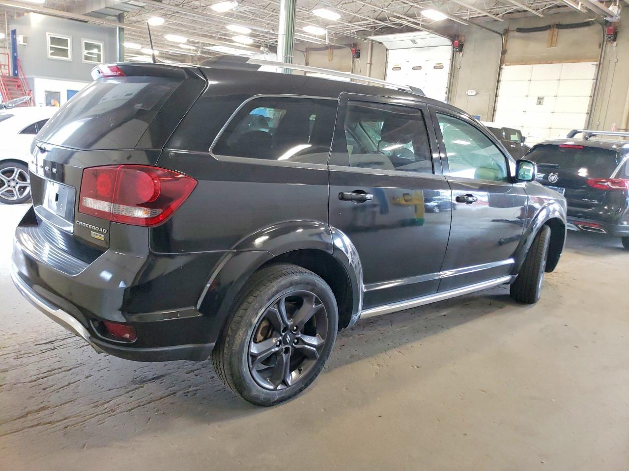 2018 Dodge Journey Crossroad - Фото 3