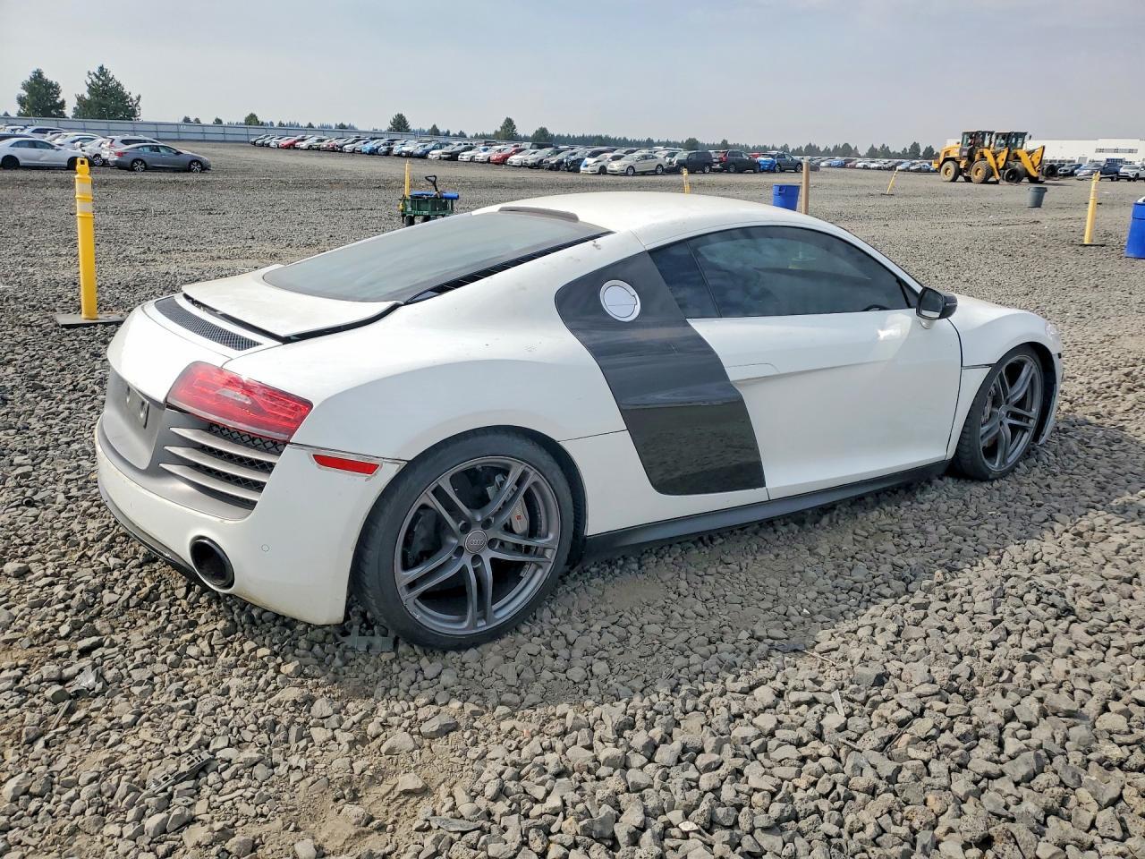 2015 Audi R8 5.2 Plus Quattro - Фото 3