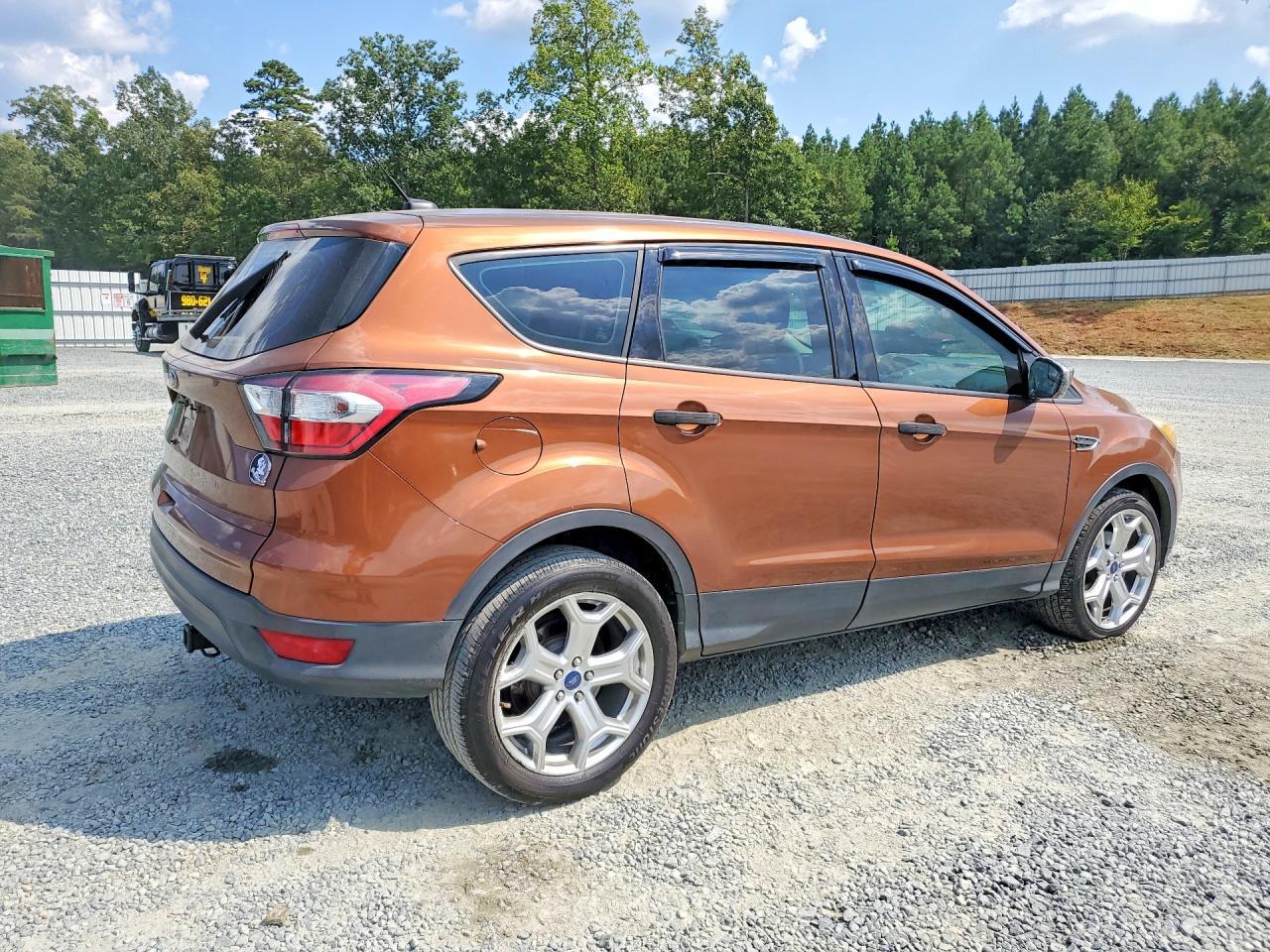 2017 Ford Escape S - Image 3