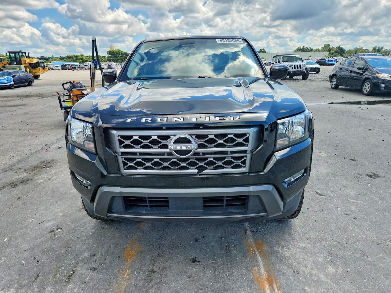 2022 Nissan Frontier Sv - Image 5
