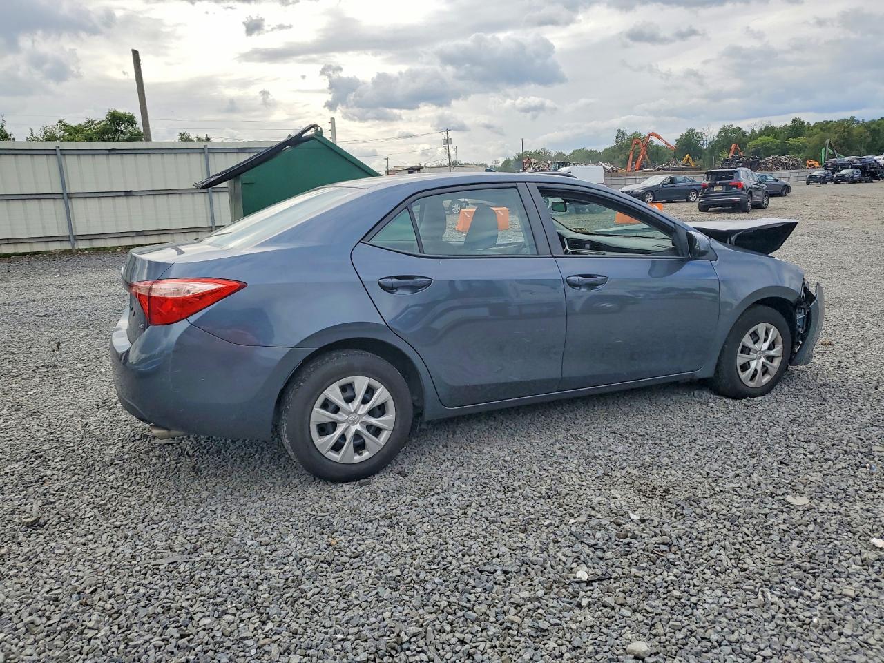 2017 Toyota Corolla Le - Фото 3
