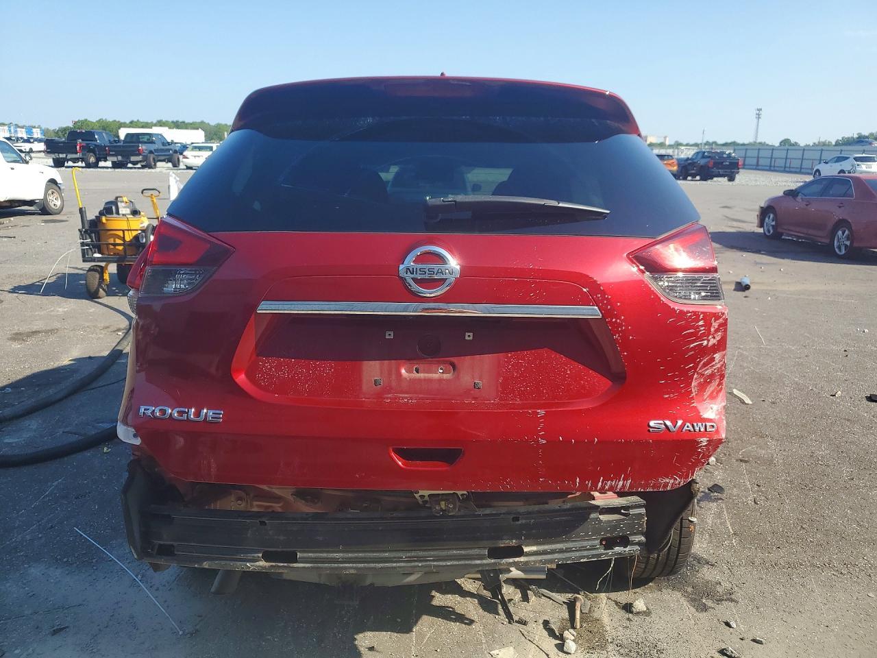 2018 Nissan Rogue S - Image 6