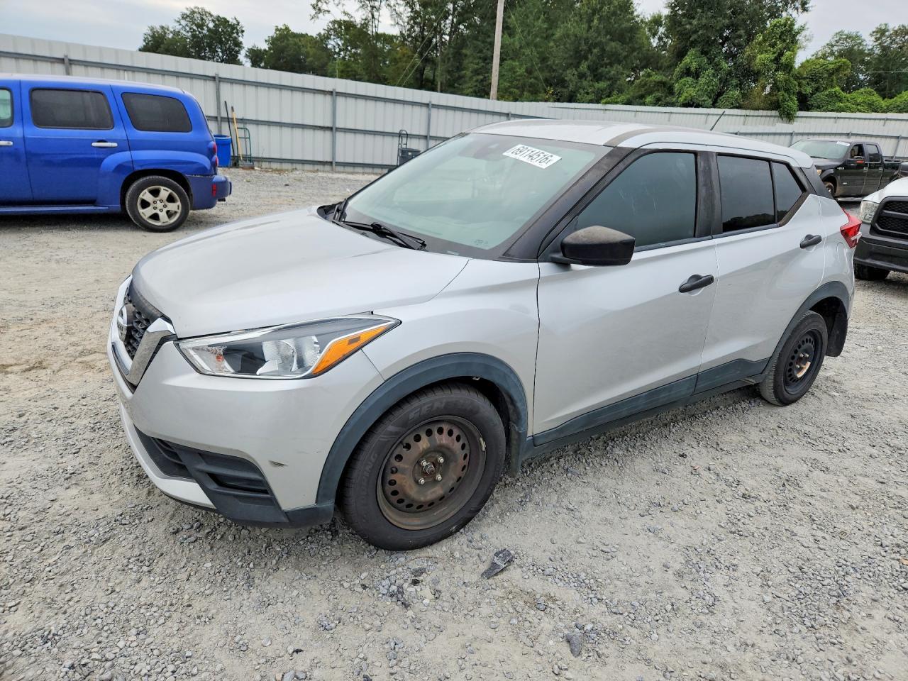 2020 Nissan Kicks S