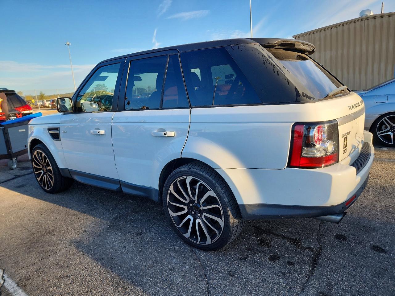 2013 Land Rover Range Rover Sport Sc - Image 2