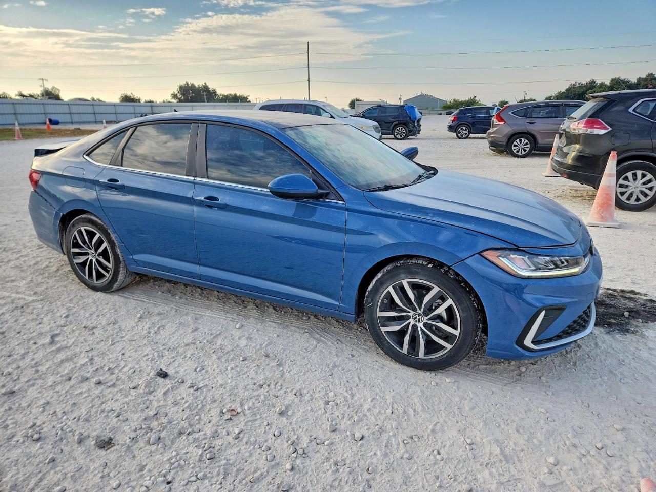 2025 Volkswagen Jetta Se - Фото 4