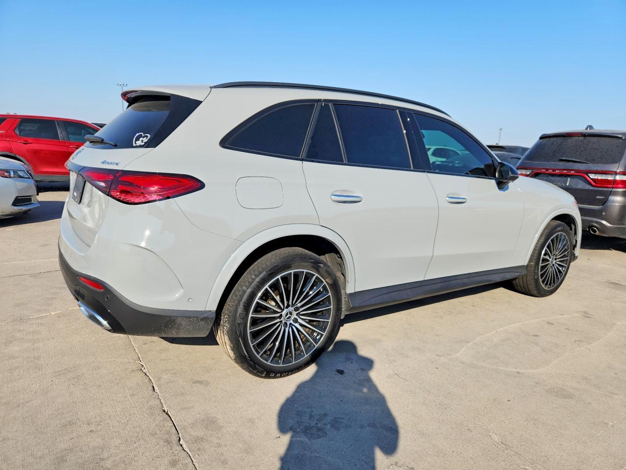 2026 Mercedes-Benz Glc 300 4Matic - Image 3