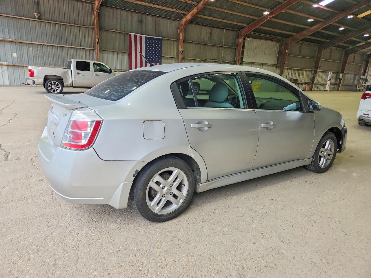 2011 Nissan Sentra 2.0 - Фото 3