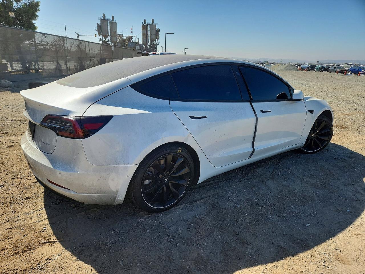 2020 Tesla Model 3 - Фото 3